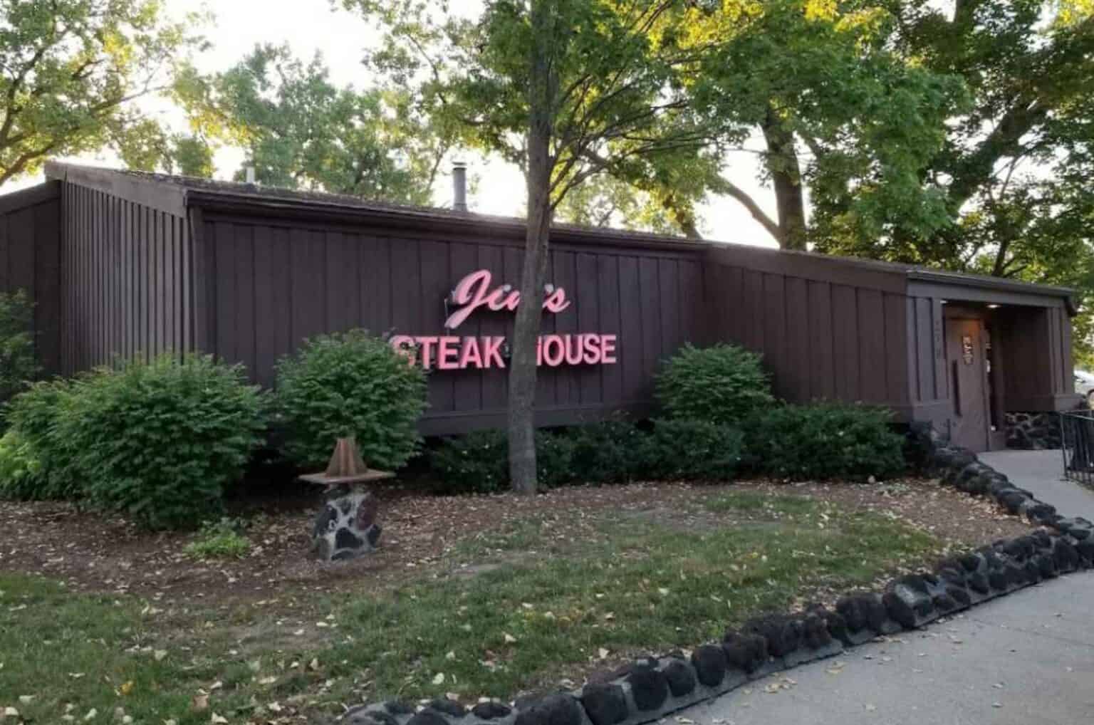 14 Best Restaurants in Bloomington, IL 2023