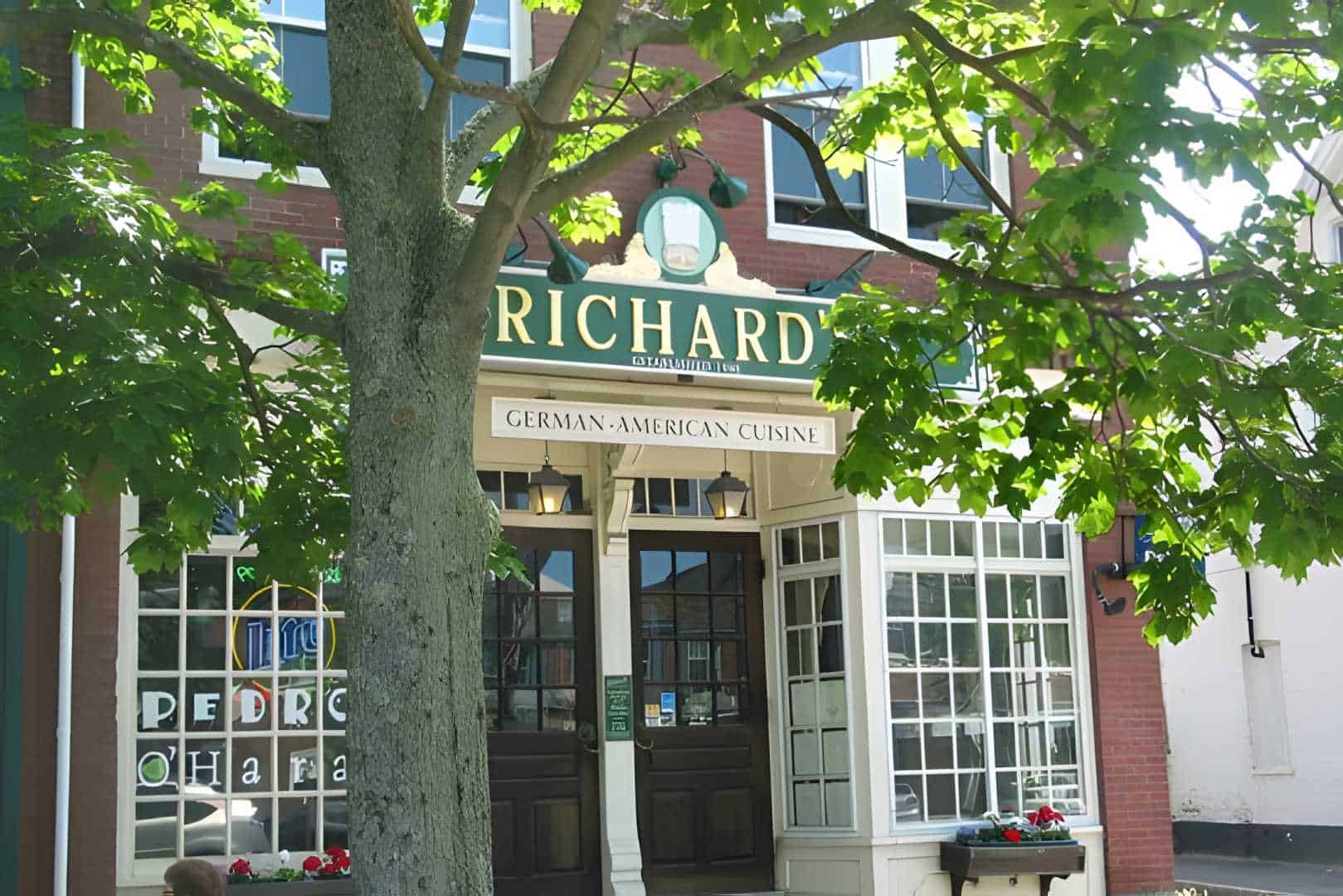 Richard's Restaurant Best Restaurants in Brunswick, ME