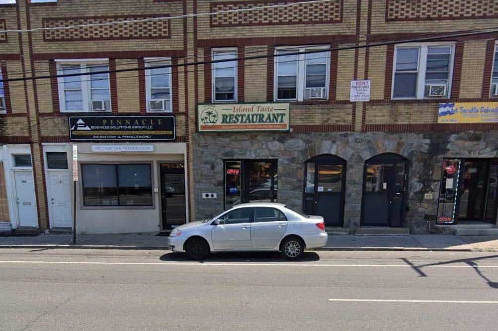 Best Restaurant in Freeport, NYC One Drop Restaurant and Roti Shop